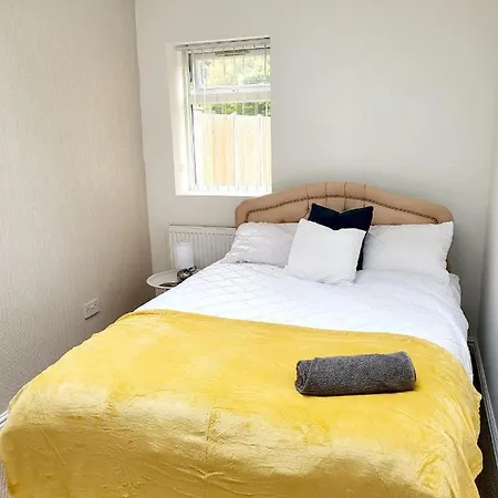 Hostel Devonshire House